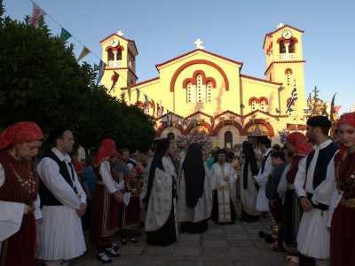 Συμ-περιφερόμενοι Βλάχικα ! 