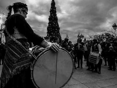 Αρχικάλαντα απ' το Σύνταγμα στο Μοναστηράκι !