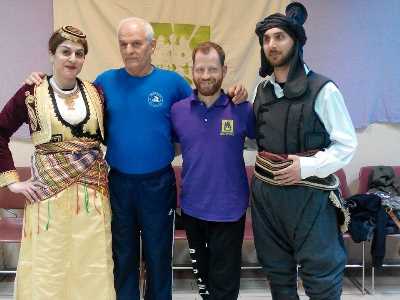 Να δεις γιαγιά ...