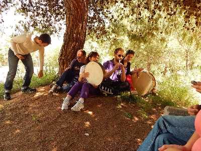 Ήρθι Μάης κι η Άνοιξη ήρθι του καλουκάιρι ...