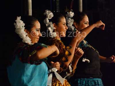Τα Χοροπατήματα στους earthdancers !