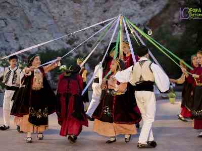 10 χρόνια παραστάσεις
