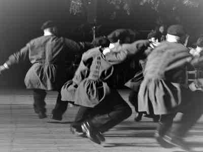 Μαραίνομαι ο καημένος ...