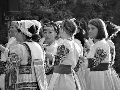 Μαραίνομαι ο καημένος ...