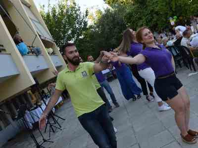 Μια διαφορετική πρωτομηνιά!
