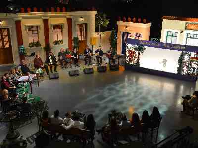 «Avanti Μαέστρο! Ο Καραγκιόζης τραγουδά ρεμπέτικα!»