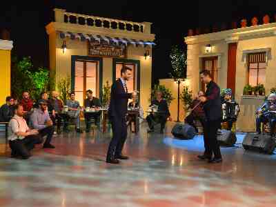 «Avanti Μαέστρο! Ο Καραγκιόζης τραγουδά ρεμπέτικα!»