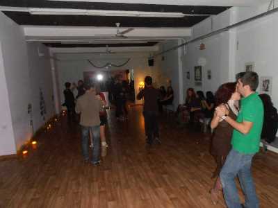 Latin Party Vol.2 kai kales giortes!!!!
