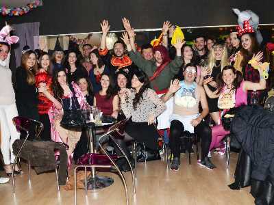 Latin - maske - party  