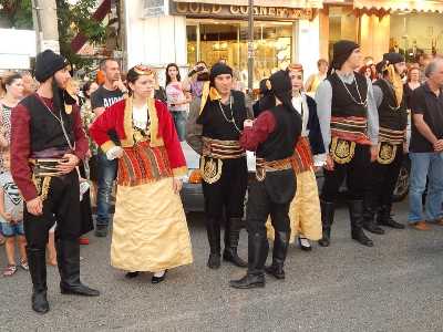 Περιφερόμενοι ...