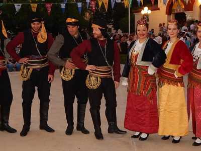 Περιφερόμενοι ...